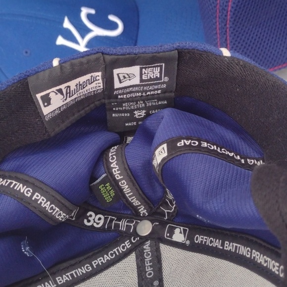 Blue MLB Caps with Team Logos - Picture 2 of 6